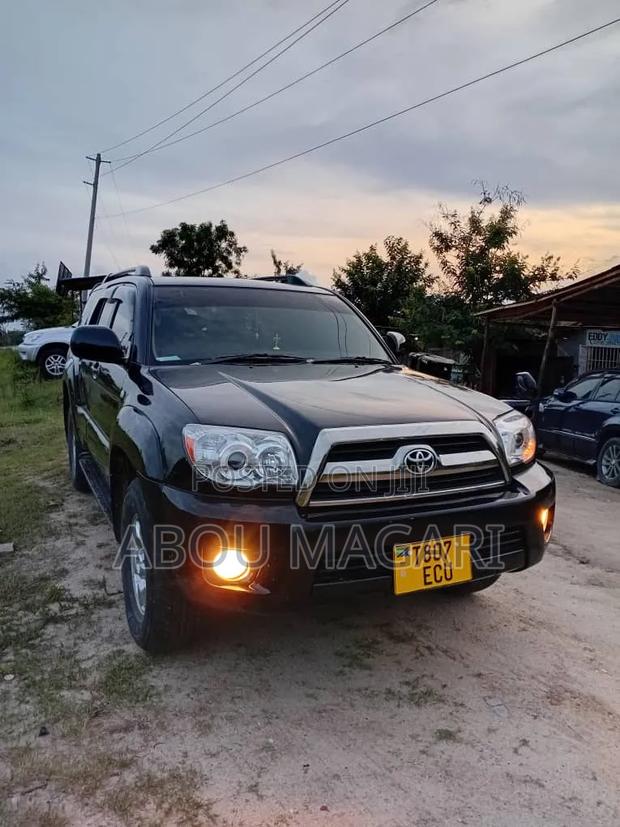 Toyota Hilux Surf 2007 Black