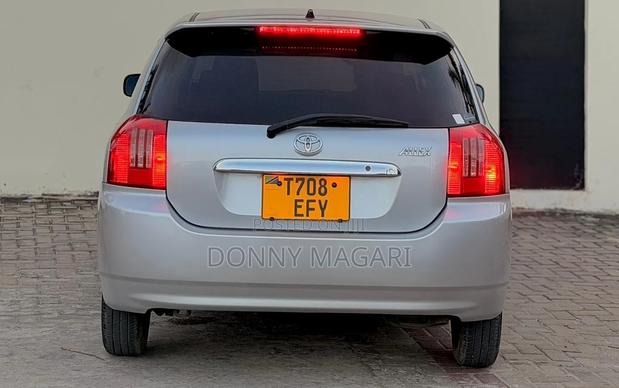 Toyota Allex 2005 Silver