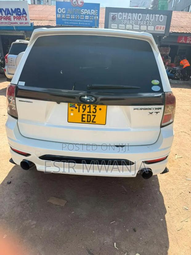 Subaru Forester 2011 White