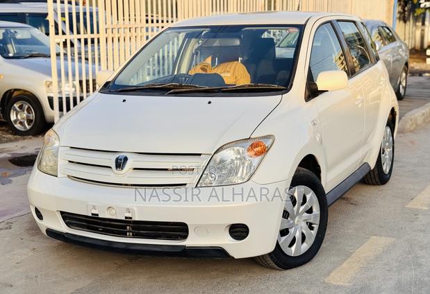Toyota IST 2005 Pearl