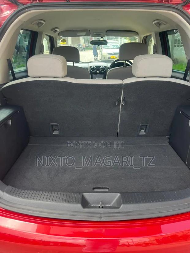 Mazda Verisa 2007 Red