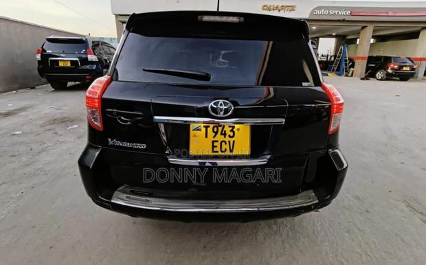 Toyota Vanguard 2009 Black