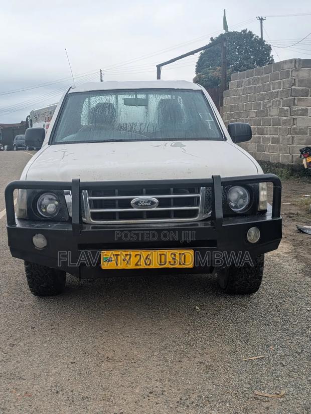 Ford Ranger Super Cab 2004 White