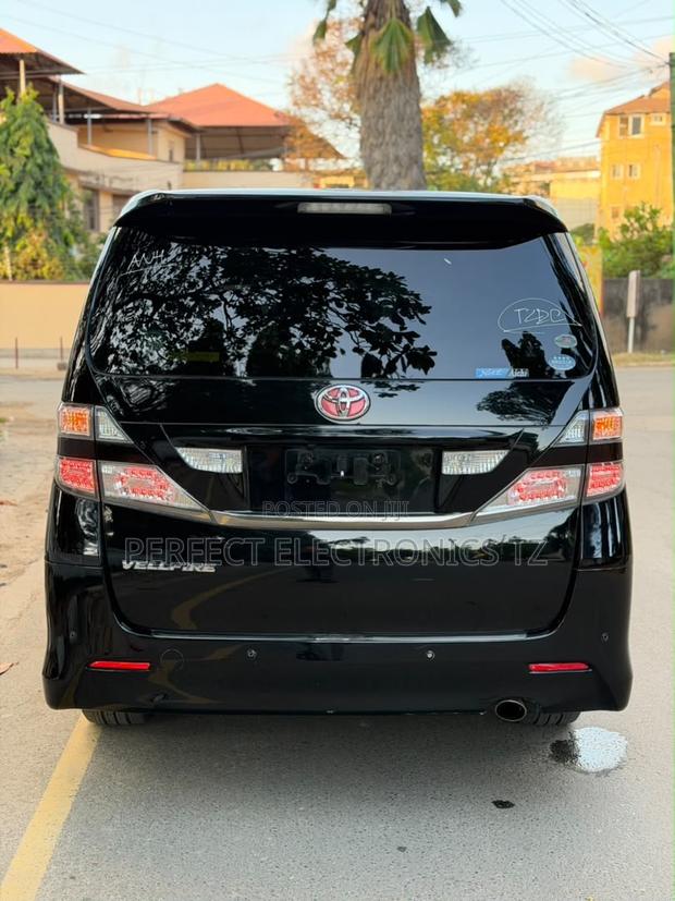Toyota Alphard 2.4 Petrol AWD 2011 Black