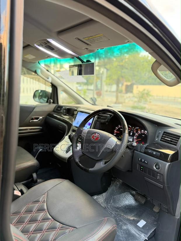 Toyota Alphard 2.4 Petrol AWD 2011 Black