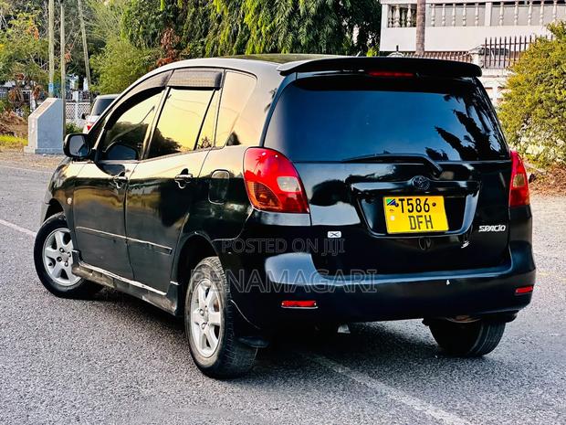 Toyota Corolla Spacio 2005 Black