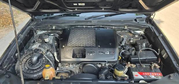 Toyota Hilux 2015 Gray
