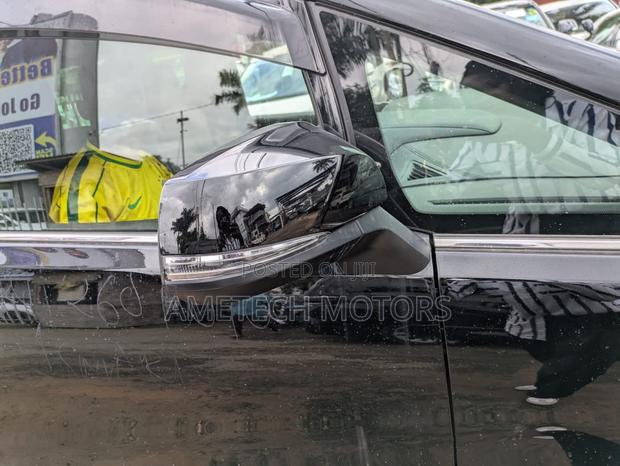 Toyota Alphard 2021 Black
