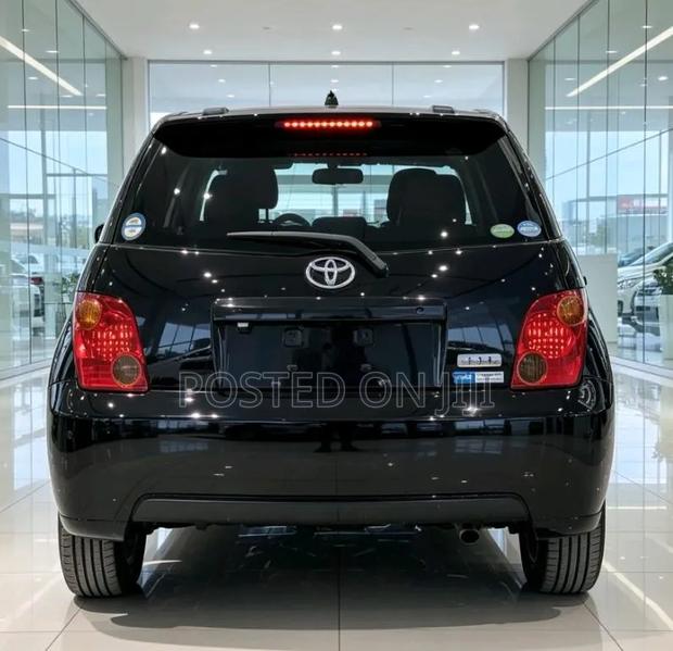 Toyota IST 2004 Black
