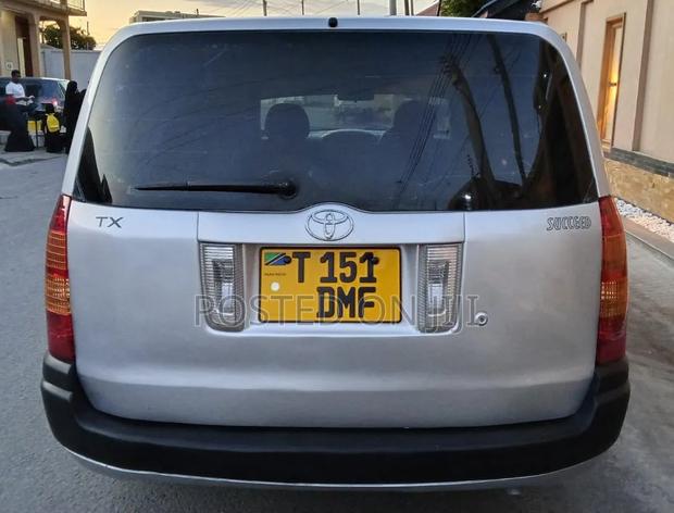 Toyota Succeed 2003 Silver