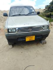 Toyota Hilux 2.5 Cab 2005 Silver for sale