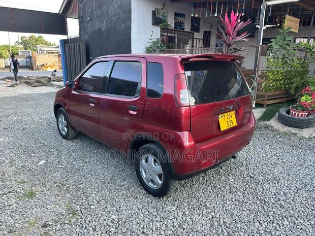 Suzuki Swift 2003 Maroon