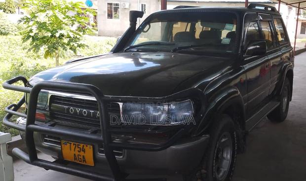 Toyota Land Cruiser 1994 Green