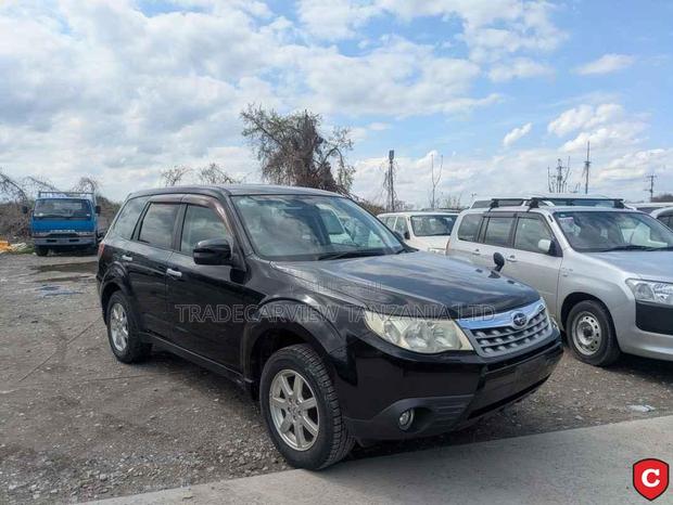 Subaru Forester 2012 Black