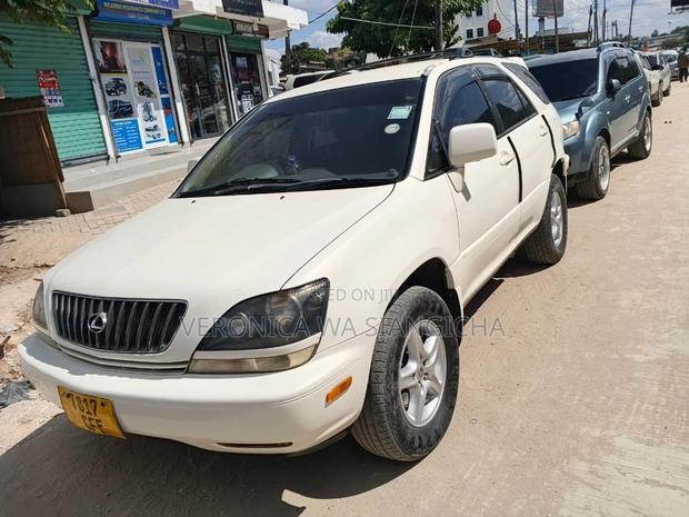 Toyota Harrier 2003 White