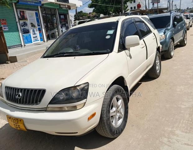 Toyota Harrier 2003 White