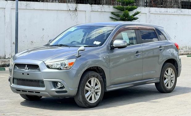 Mitsubishi RVR 2010 Gray