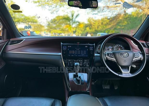 Toyota Harrier 2015 Black