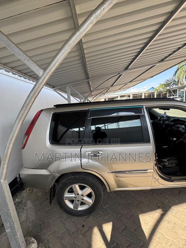 Nissan X-Trail 2005 Silver