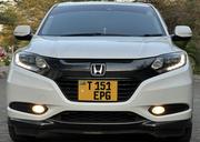 Honda Vezel 2016 White for sale