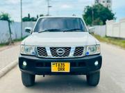 Nissan Patrol 2006 White for sale