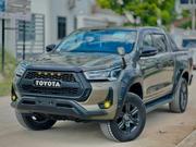 Toyota Hilux 2021 Gray for sale