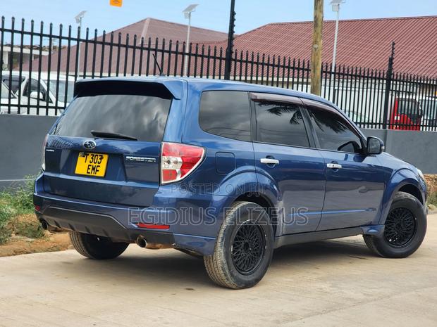 Subaru Forester 2012 Blue