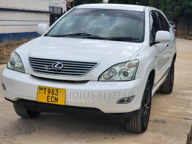 Toyota Harrier 2005 White