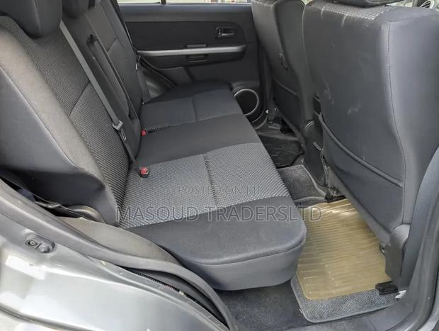 Suzuki Escudo 2005 Gray