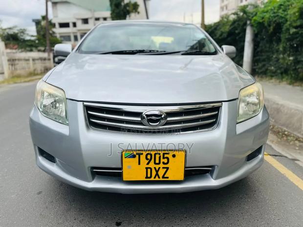 Toyota Axio 2006 Silver