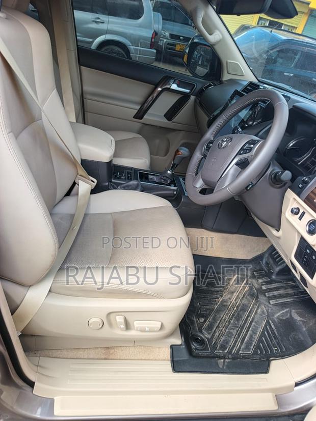 Toyota Land Cruiser Prado 2.7 2023