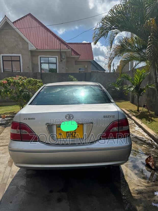 Toyota Brevis 2005 Silver