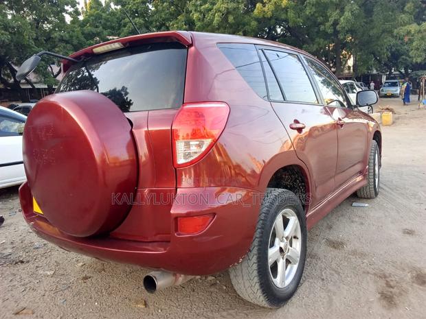 Toyota RAV4 2013 Red