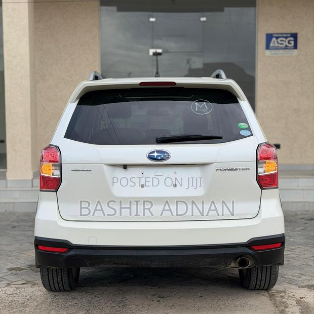Subaru Forester 2013 Off white
