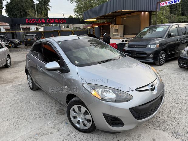 Mazda Demio 2011 Gray