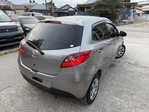 Mazda Demio 2011 Gray