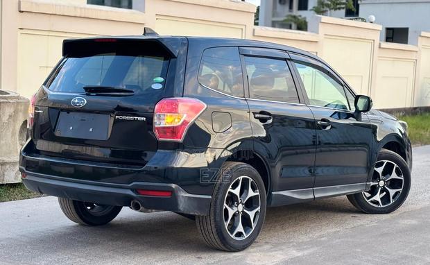 Subaru Forester 2015 Black