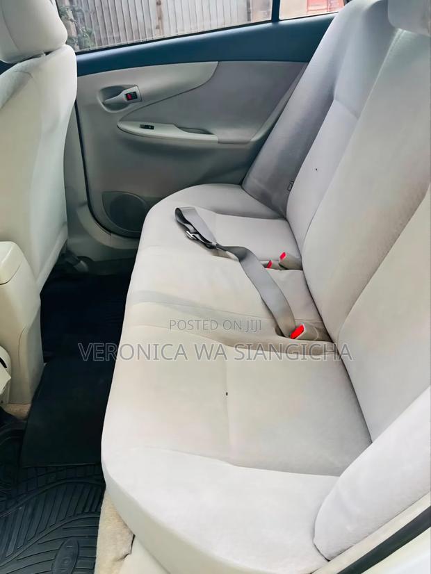 Toyota Axio 2009 Silver