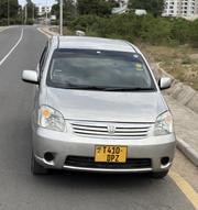Toyota Raum 2006 Gold for sale