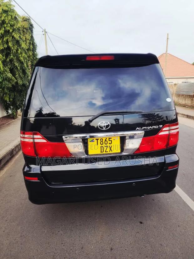 Toyota Alphard 2005 Black