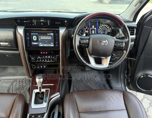Toyota Fortuner 2018 Gray