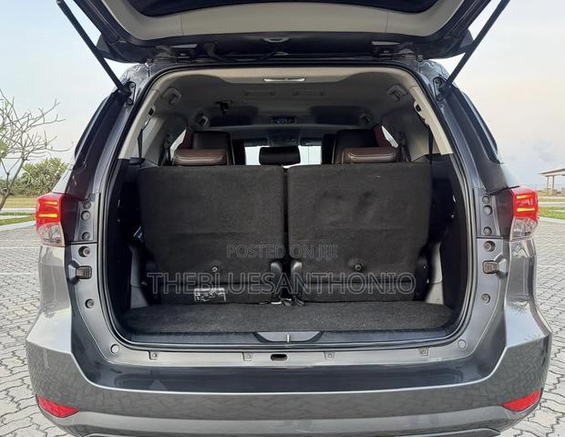 Toyota Fortuner 2018 Gray