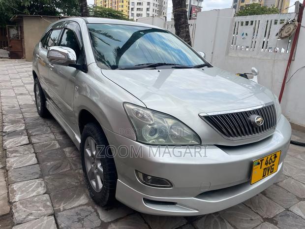 Toyota Harrier 2005 Silver