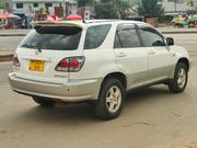 Toyota Harrier 2005 Pearl for sale