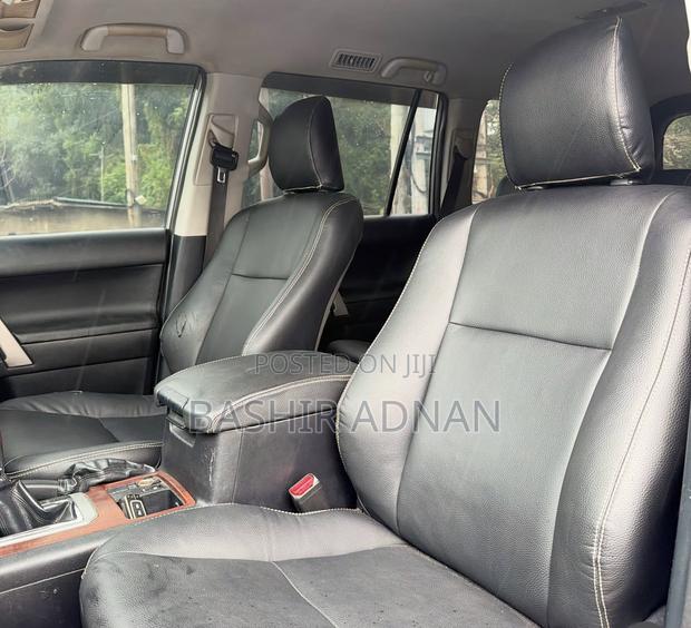 Toyota Land Cruiser Prado 3.0 D-4D (172 Hp) 2014 Gray