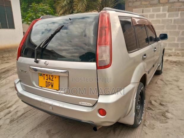 Nissan X-Trail 2006 Gold
