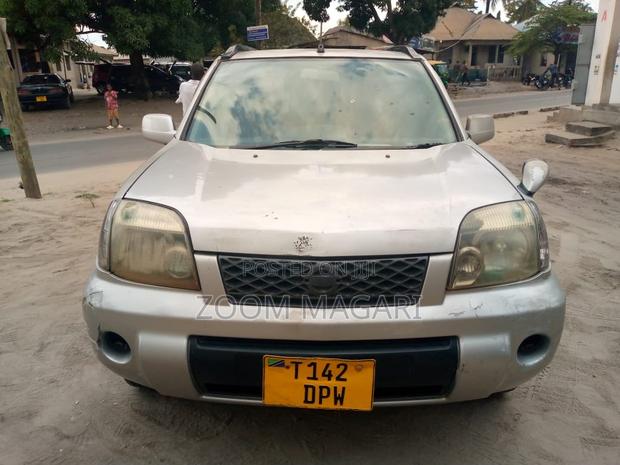 Nissan X-Trail 2006 Gold