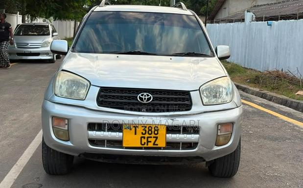 Toyota RAV4 Automatic 2003 Silver