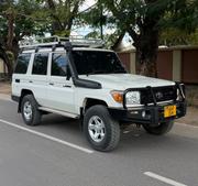 Toyota Land Cruiser 2018 White for sale