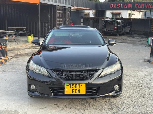 Toyota Mark X 2.5 AWD 2011 Black